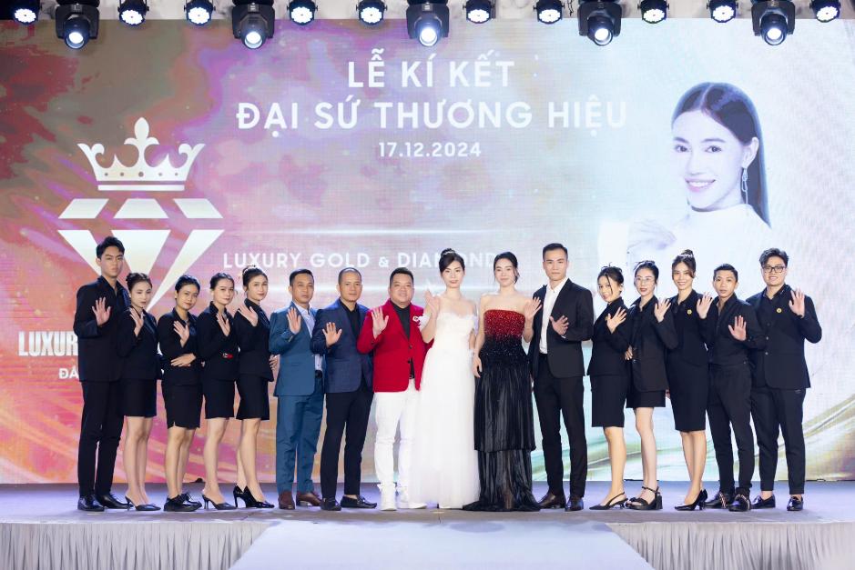 Thạc sĩ Phạm Kim Dung chính thức trở thành đại sứ thương hiệu Luxury Gold & Diamond- Ảnh 3.