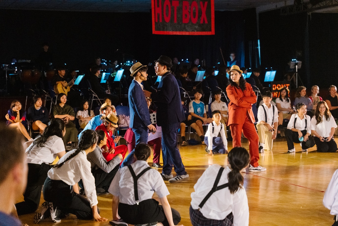 Ấn tượng với vở nhạc kịch Broadway “Guys and Dolls” của học sinh trường Quốc tế Anh BIS Hà Nội- Ảnh 4.