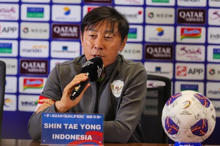 Chuyên gia Indonesia chỉ trích HLV Shin Tae-yong dùng cầu thủ U22 ở AFF Cup- Ảnh 1.