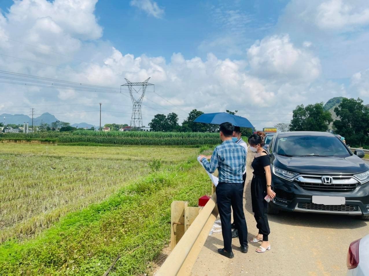 Tâm sự của nhà đầu tư bất động sản: “Tôi đầu tư ở đâu, lỗ ở đó”- Ảnh 1.