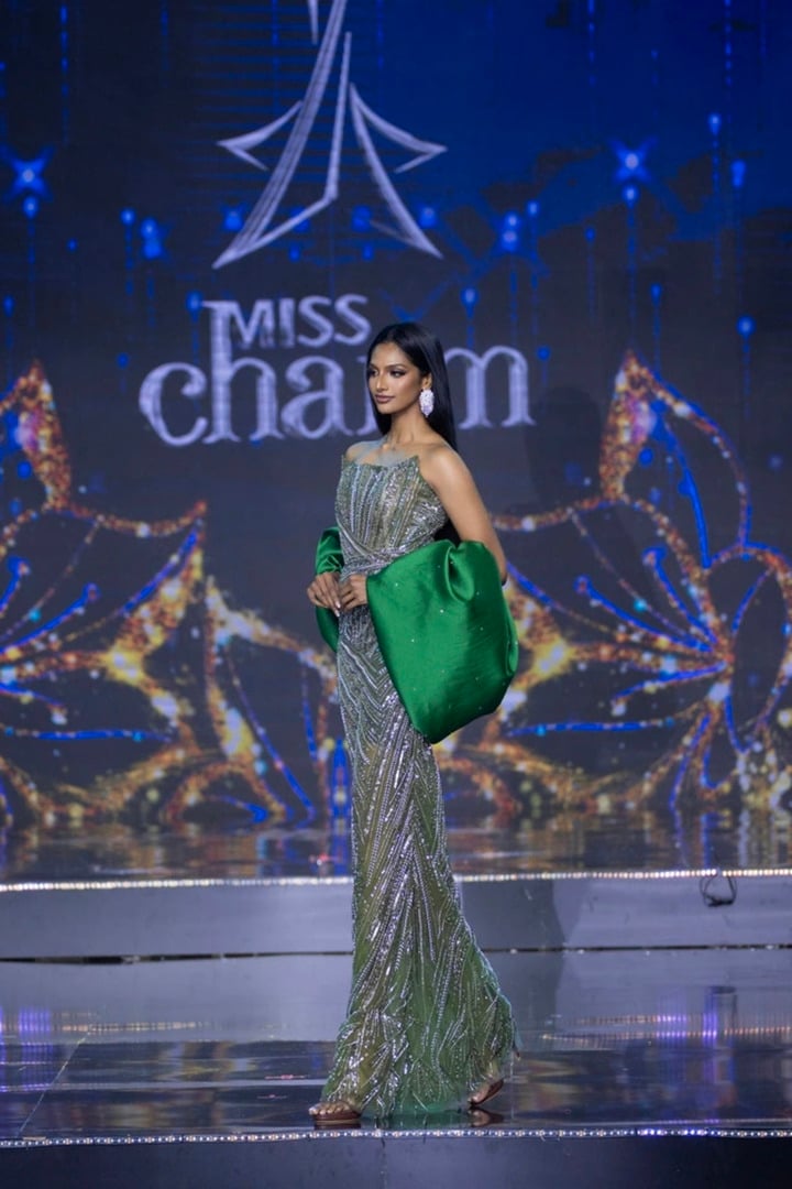 Người đẹp đăng quang Miss Charm 2024: Sắc vóc quyến rũ, chiều cao nổi bật 1m82- Ảnh 6.