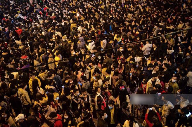 Tấm ảnh nơi đông nhất Hà Nội mùa Noel: 