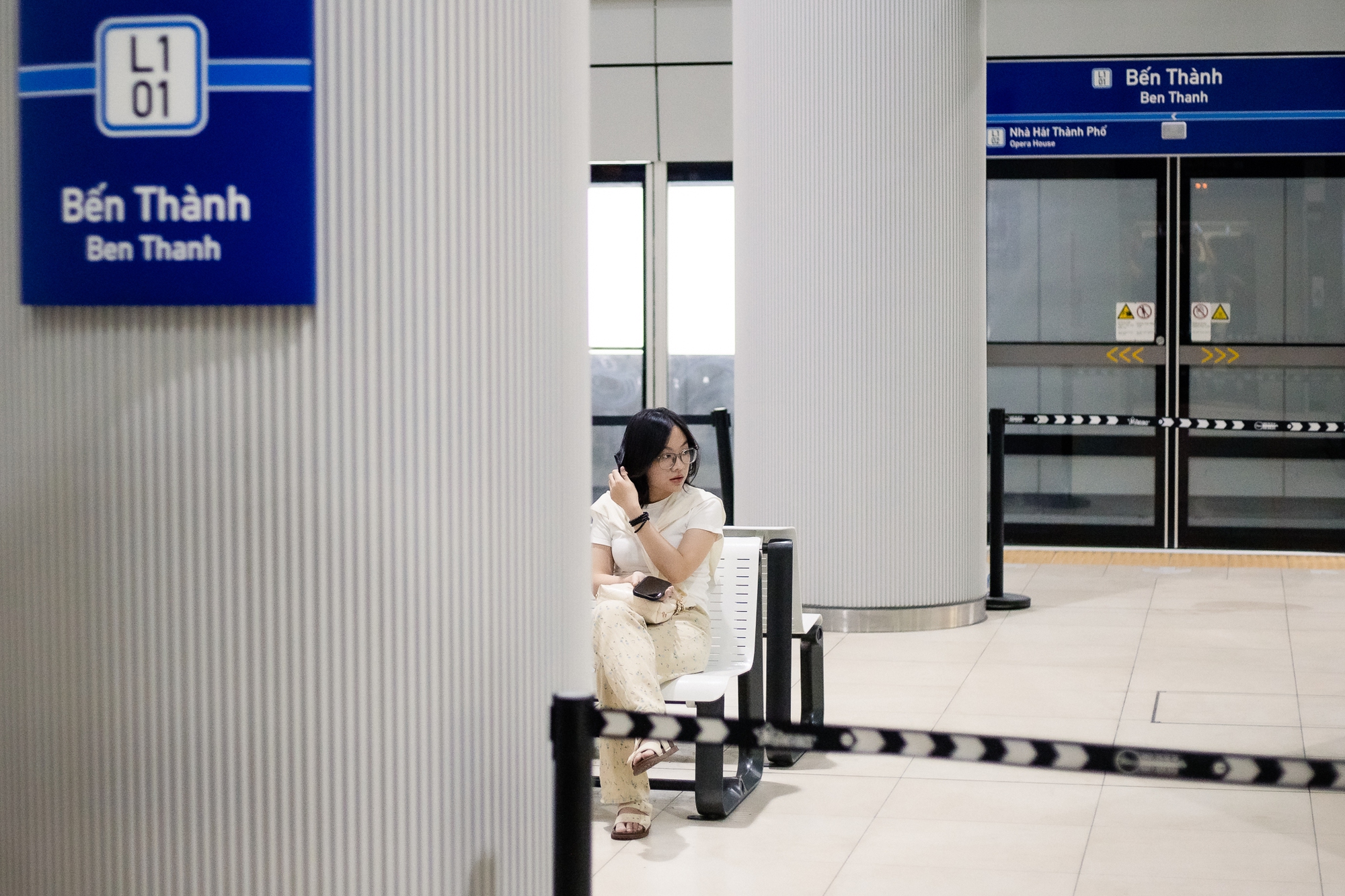 Đổ gục trước loạt góc check-in tại Metro Bến Thành - Suối Tiên: Lên hình vừa ngầu vừa điện ảnh chẳng thua kém gì nước ngoài- Ảnh 6.