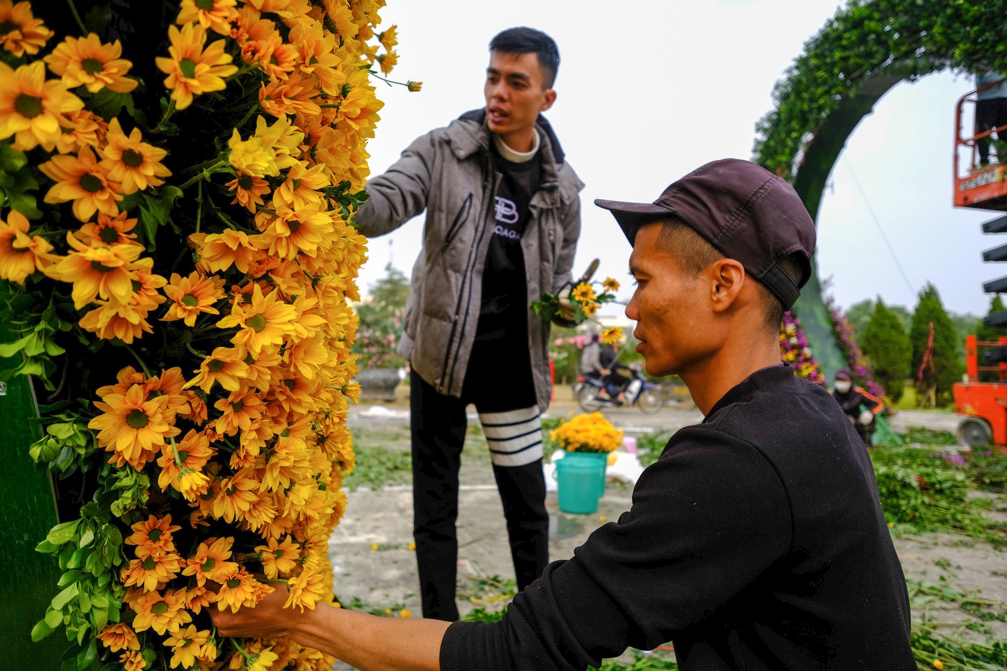 Mê Linh sẵn sàng cho lễ hội hoa lớn nhất miền Bắc- Ảnh 13.