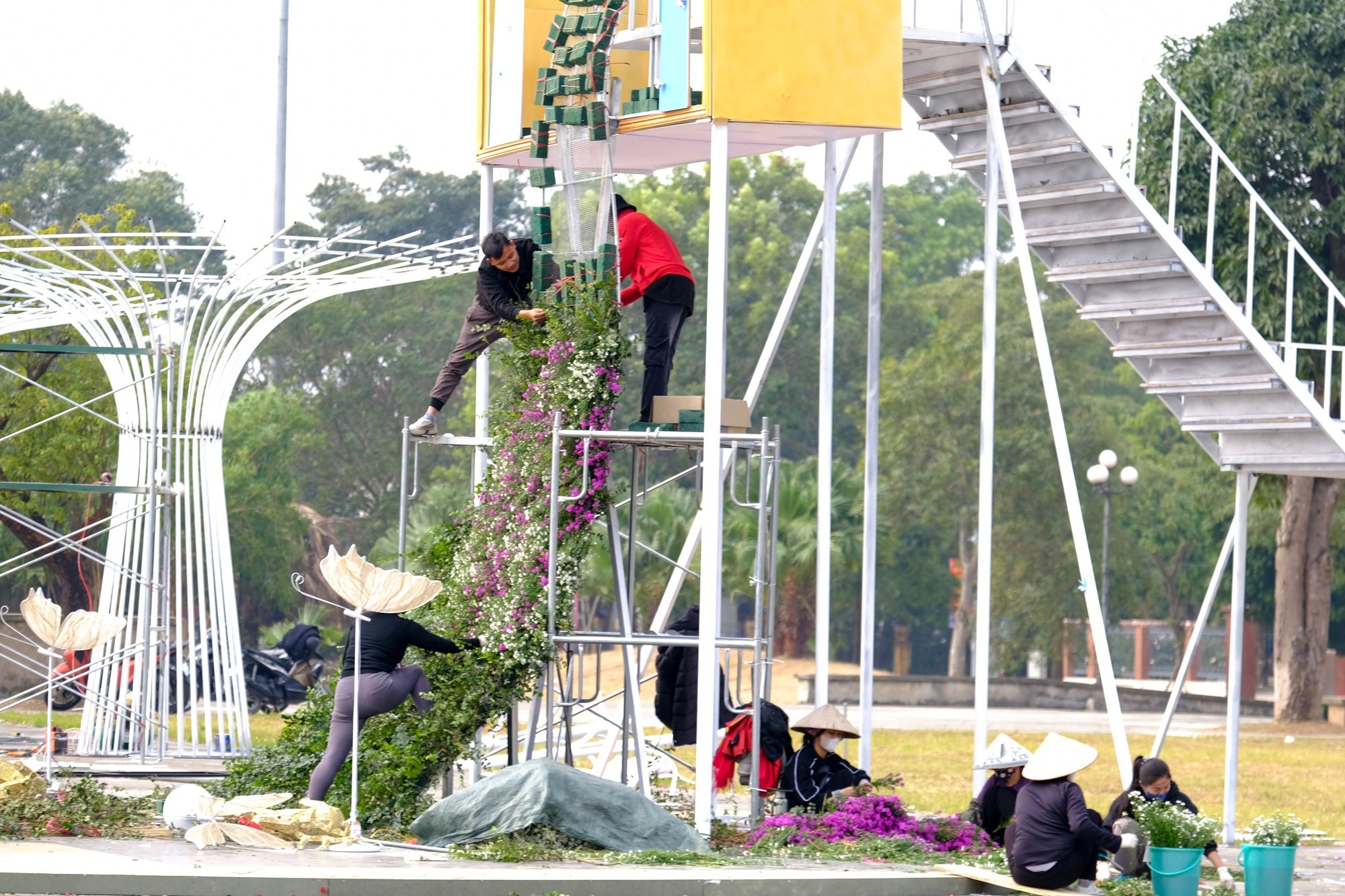 Mê Linh sẵn sàng cho lễ hội hoa lớn nhất miền Bắc- Ảnh 21.