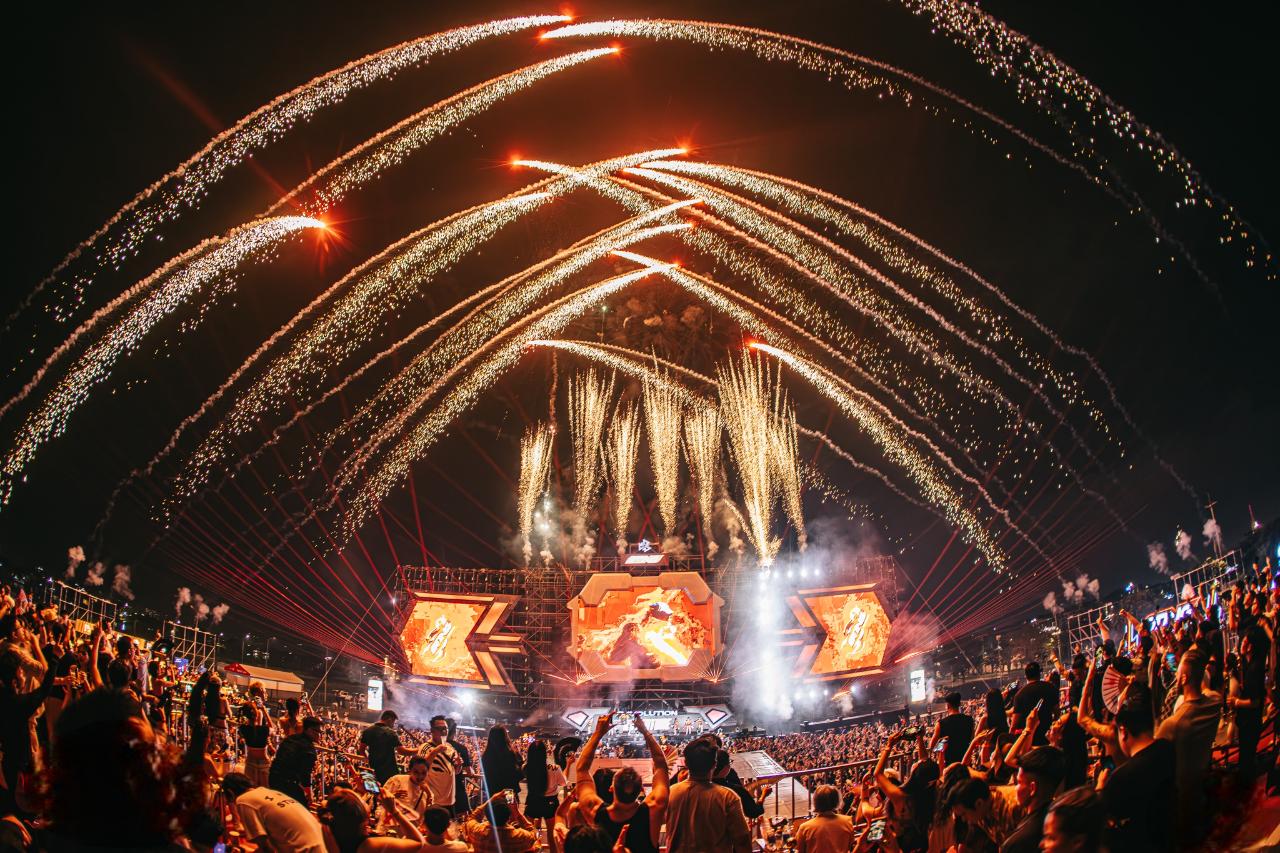 Tuborg c&ugrave;ng hơn 10.000 ravers TP.HCM thổi b&ugrave;ng tinh thần &ldquo;chơi phải tới&rdquo; tại Ravolution Music Festival 2024- Ảnh 1.