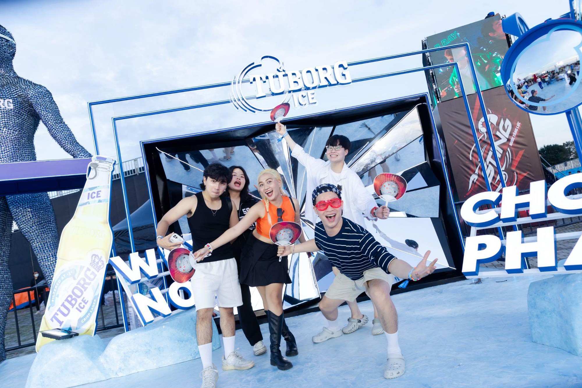 Tuborg c&ugrave;ng hơn 10.000 ravers TP.HCM thổi b&ugrave;ng tinh thần &ldquo;chơi phải tới&rdquo; tại Ravolution Music Festival 2024- Ảnh 4.