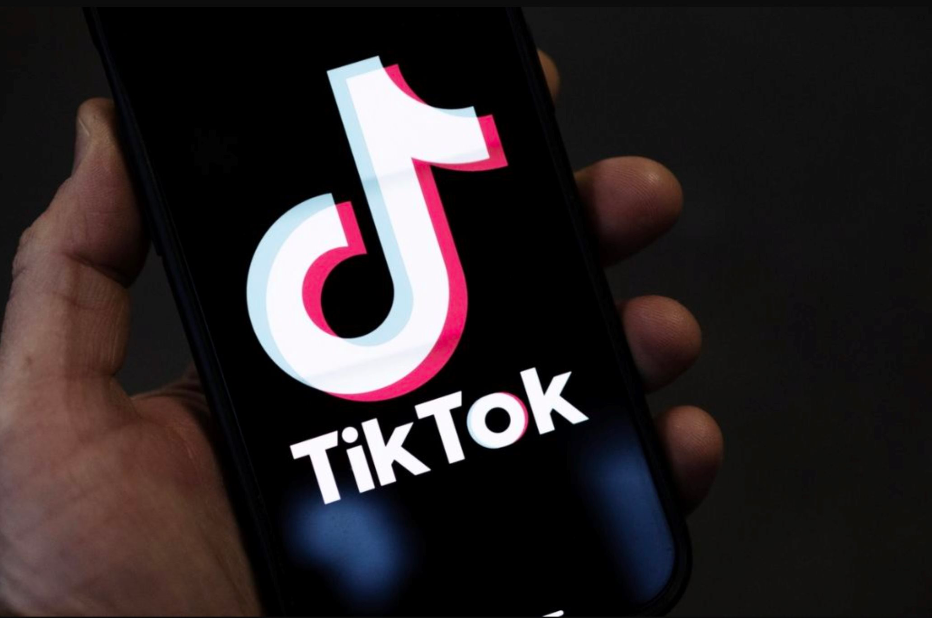 N&oacute;ng: Từ h&ocirc;m nay, t&agrave;i khoản phải x&aacute;c thực số điện thoại mới được đăng b&agrave;i tr&ecirc;n Facebook, TikTok- Ảnh 1.