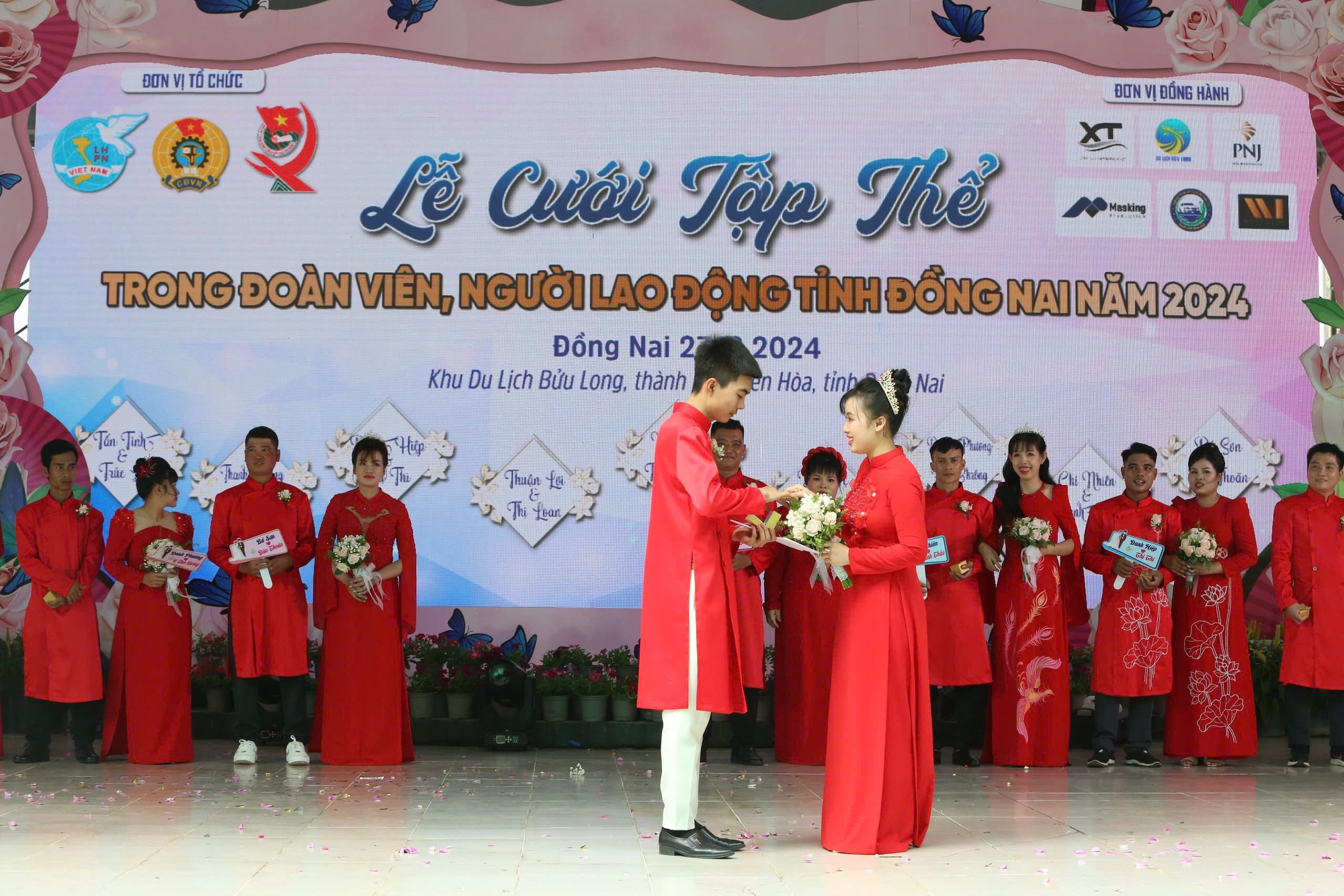 Hình ảnh đám cưới đầy xúc động ở Đồng Nai- Ảnh 3.