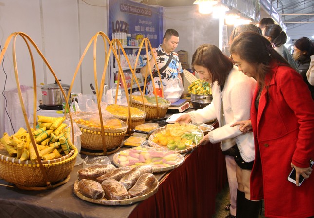 Tinh hoa ẩm thực 3 miền hội tụ ở Quảng Ninh- Ảnh 1.