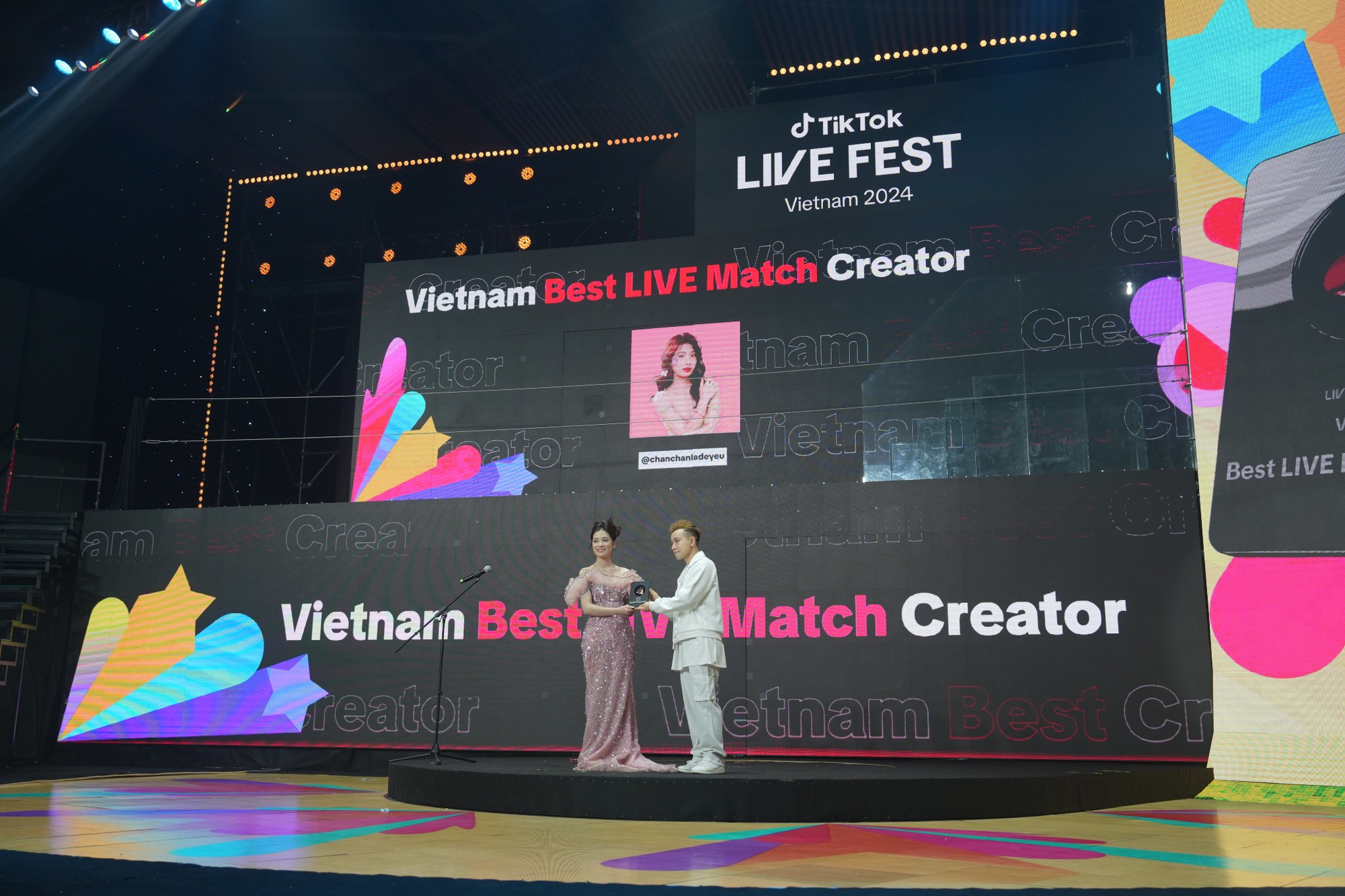 KOLSME thăng hoa tại LiveFest 2024 và Gala 2024: Khẳng định vị thế trong ngành sáng tạo nội dung trực tuyến- Ảnh 6.