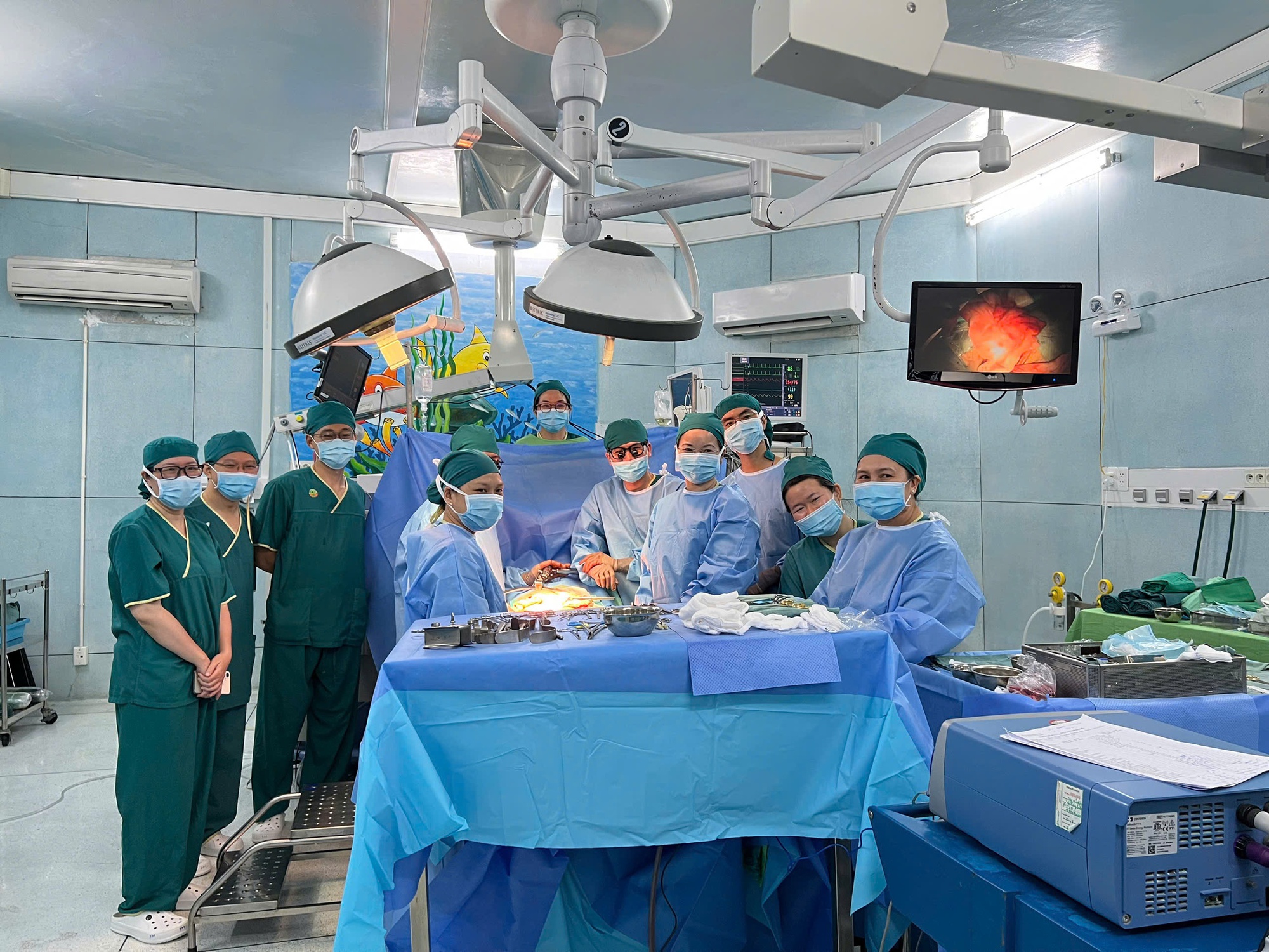 Bệnh nhi 13 tuổi hồi sinh nhờ quả thận từ người hiến chết n&atilde;o- Ảnh 2.