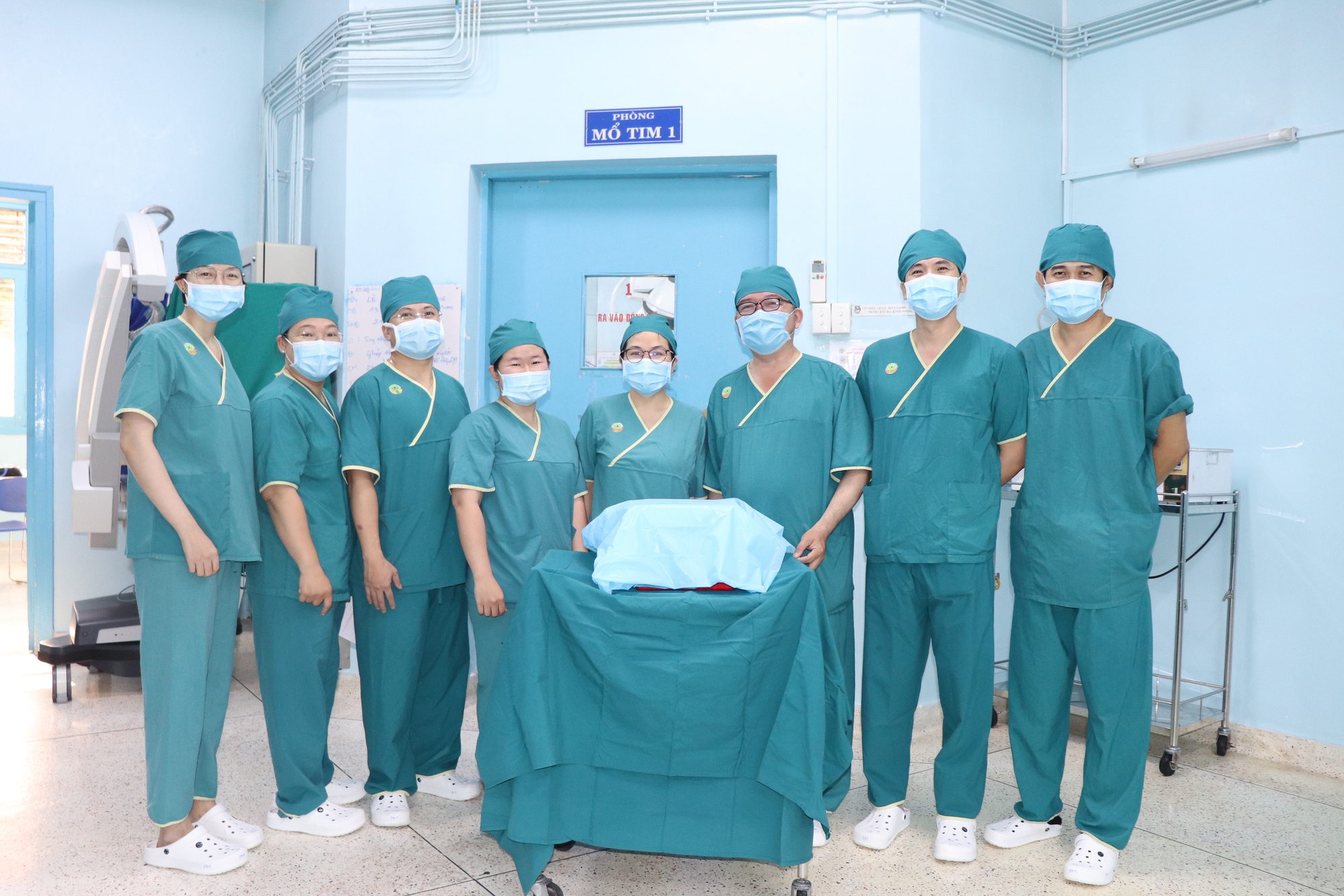 Bệnh nhi 13 tuổi hồi sinh nhờ quả thận từ người hiến chết n&atilde;o- Ảnh 1.