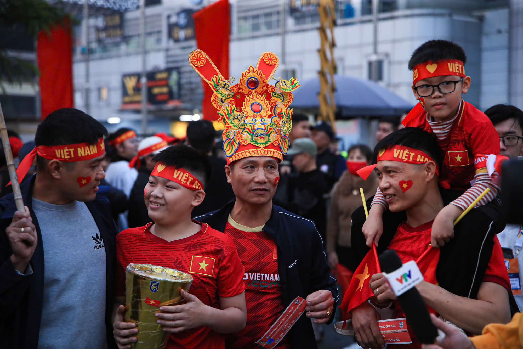 Xuân Son - Tiến Linh tỏa sáng, đội tuyển Việt Nam hiên ngang vào chung kết AFF Cup- Ảnh 20.