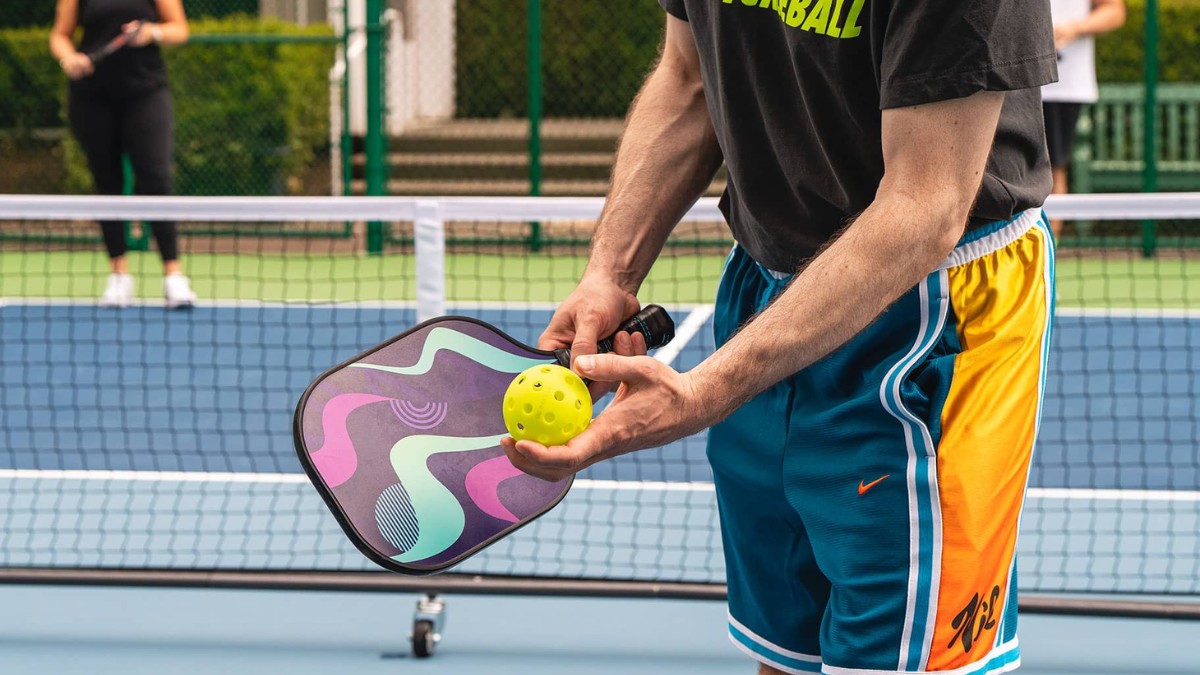 Từ vụ người đàn ông gục ngã khi chơi pickleball, chuyên gia cảnh báo "nóng"- Ảnh 1.