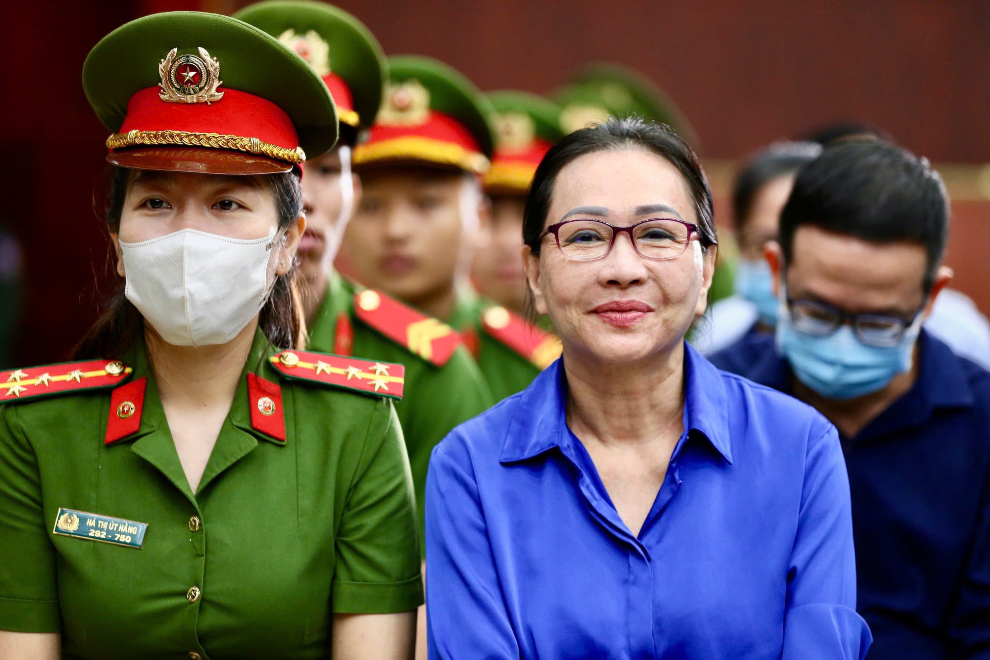 Bị tuyên án tử hình, bà Trương Mỹ Lan vẫn có 1 cơ hội cuối cùng để giảm án chung thân?- Ảnh 1.