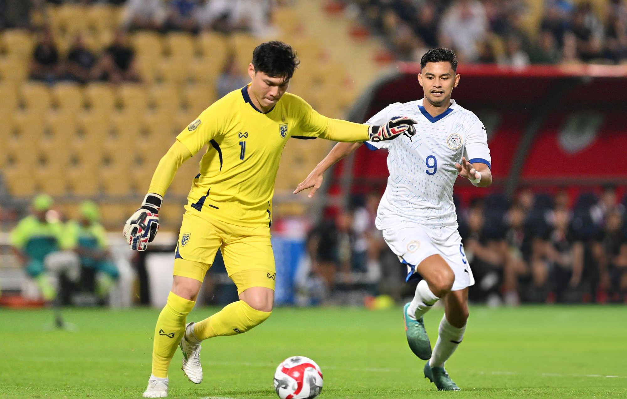 Nghẹt thở đánh bại Philippines, Thái Lan gặp tuyển Việt Nam tại chung kết AFF Cup- Ảnh 3.