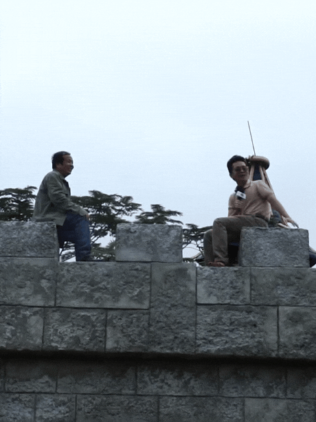 Người đàn ông Nha Trang xây