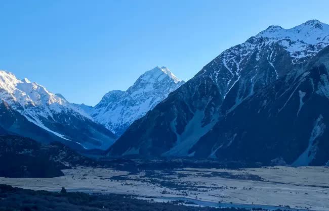 Ba nhà leo núi mất tích trên đỉnh núi cao nhất New Zealand- Ảnh 1.