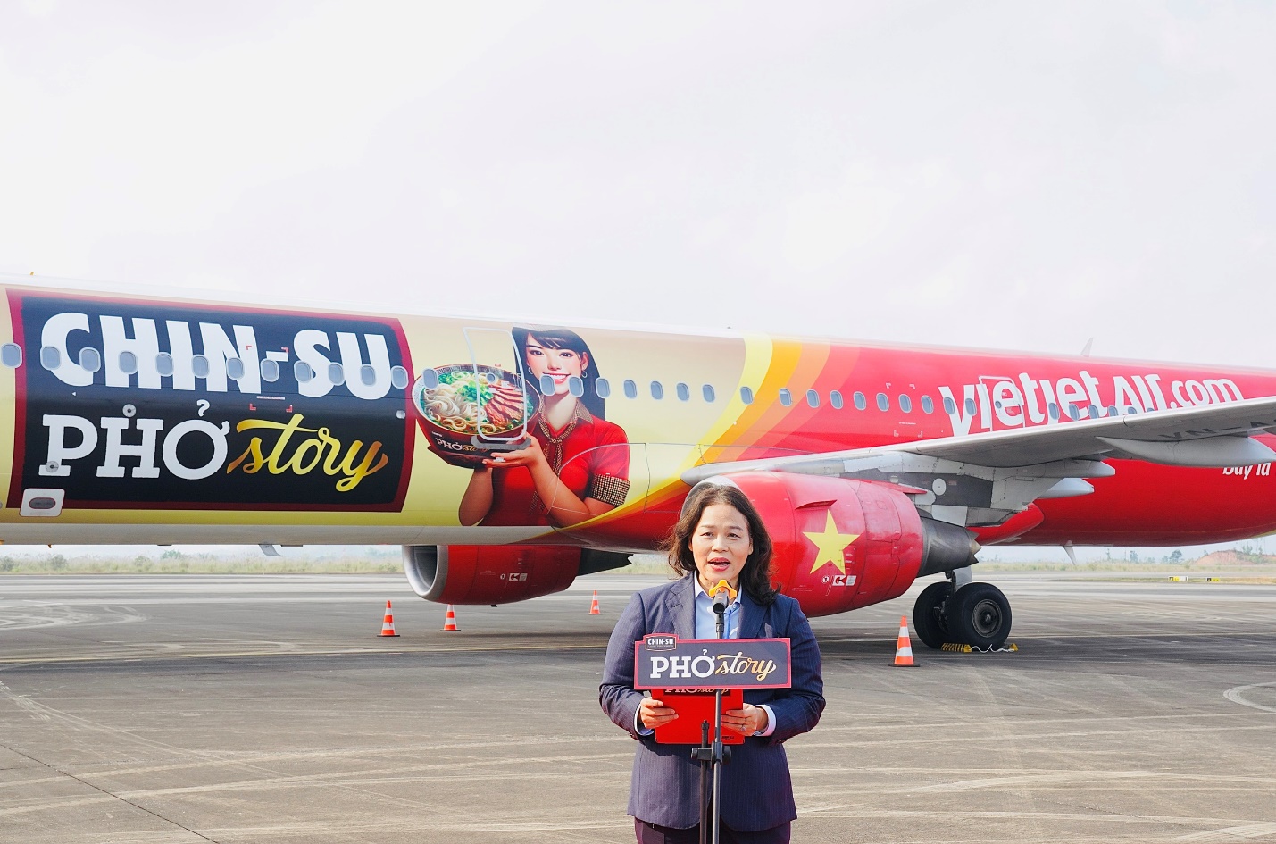 Tận hưởng tinh hoa hương vị Phở Story của CHIN-SU trên độ cao 10.000 mét cùng Vietjet- Ảnh 1.