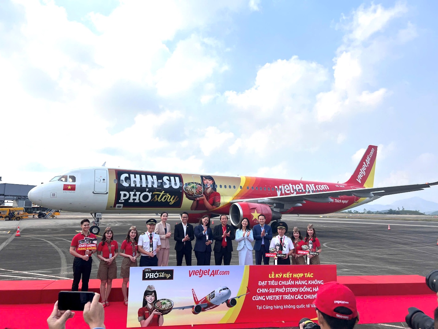 Tận hưởng tinh hoa hương vị Phở Story của CHIN-SU trên độ cao 10.000 mét cùng Vietjet- Ảnh 4.