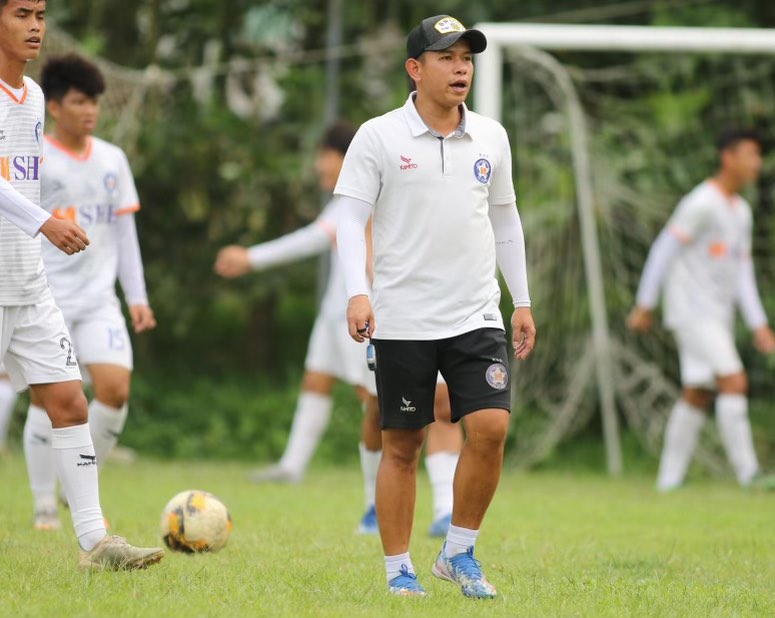 Trần Anh Khoa: Chấn thương đầu gối kinh hoàng, những ngày hồi phục khổ sở và sự nghiệp mãi dở dang- Ảnh 3.