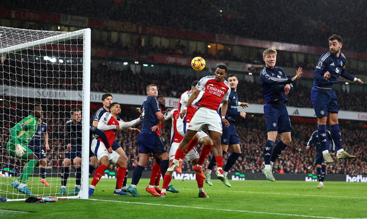 Chịu thua đ&ograve;n tủ của Arsenal, Man Utd đứt mạch bất bại- Ảnh 1.