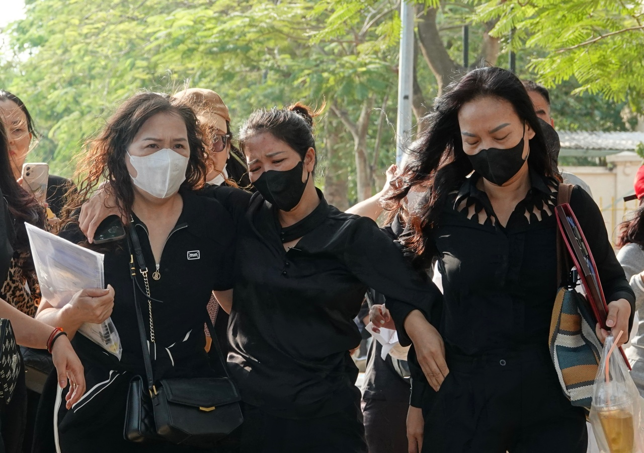 Sắp mở lại phi&ecirc;n xử vụ nam sinh lớp 8 bị đ&aacute;nh tử vong khi chơi b&oacute;ng rổ ở H&agrave; Nội- Ảnh 1.