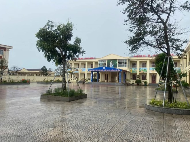 Xưng "c&ocirc; gi&aacute;o mới", chiếm đoạt trang sức của nhiều học sinh- Ảnh 1.