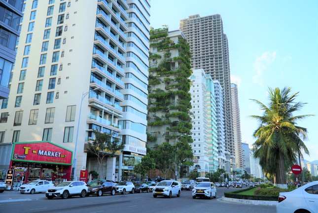 Kh&aacute;ch sạn ven biển Đ&agrave; Nẵng 'ch&aacute;y' ph&ograve;ng nhanh kh&ocirc;ng tưởng- Ảnh 2.