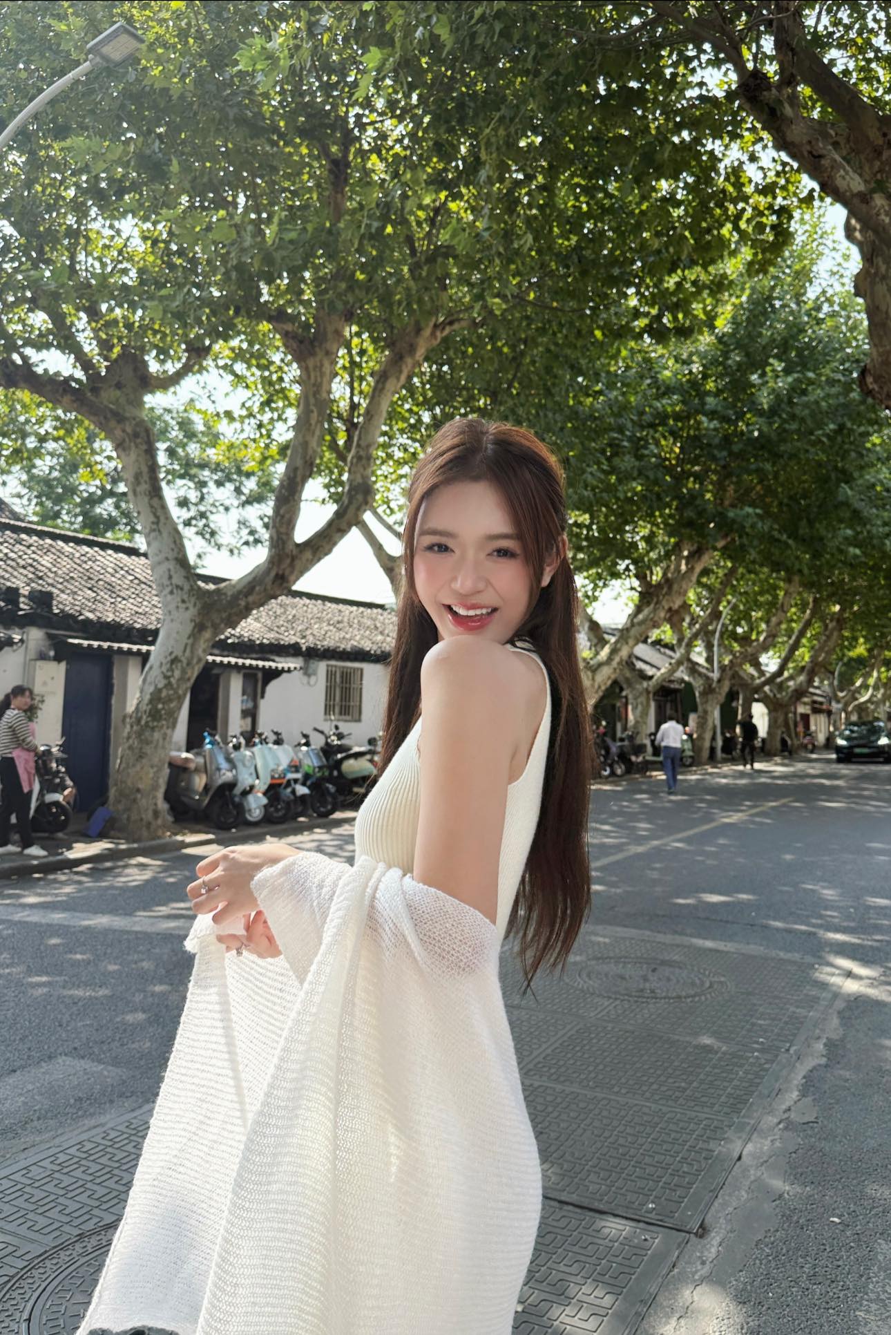 Phản hồi khó lường của mỹ nhân sinh năm 2002 khi bị chê 