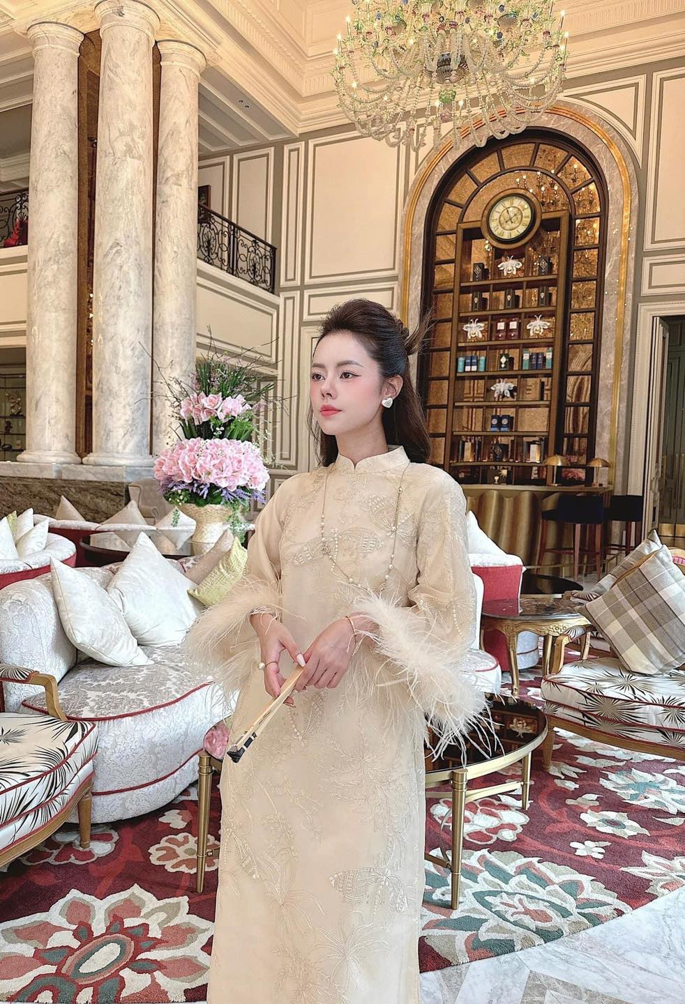 Áo dài Tết 2025: Một chi tiết cách tân năm nay mới có, nàng nào diện lên cũng đẹp như Áo dài Tết 2025: Một chi tiết cách tân năm nay mới có, nàng nào diện lên cũng đẹp như