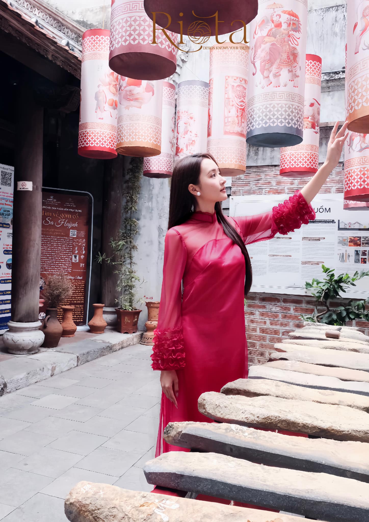 Áo dài Tết 2025: Một chi tiết cách tân năm nay mới có, nàng nào diện lên cũng đẹp như Áo dài Tết 2025: Một chi tiết cách tân năm nay mới có, nàng nào diện lên cũng đẹp như
