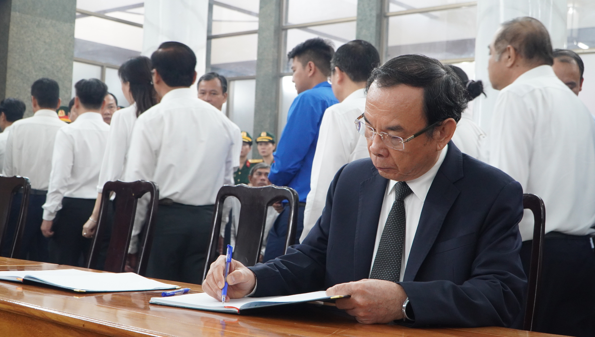 Những h&igrave;nh ảnh tại lễ tang 12 liệt sĩ hy sinh trong thực hiện nhiệm vụ diễn tập- Ảnh 5.
