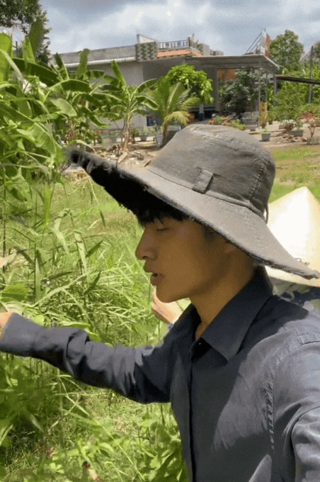 M&oacute;n b&aacute;nh d&acirc;n d&atilde; với c&aacute;i t&ecirc;n c&oacute; thể khiến nhiều người... sợ, nhưng lại được coi l&agrave; đặc sản ở miền T&acirc;y, L&ecirc; Tuấn Khang cũng m&ecirc; mẩn- Ảnh 19.