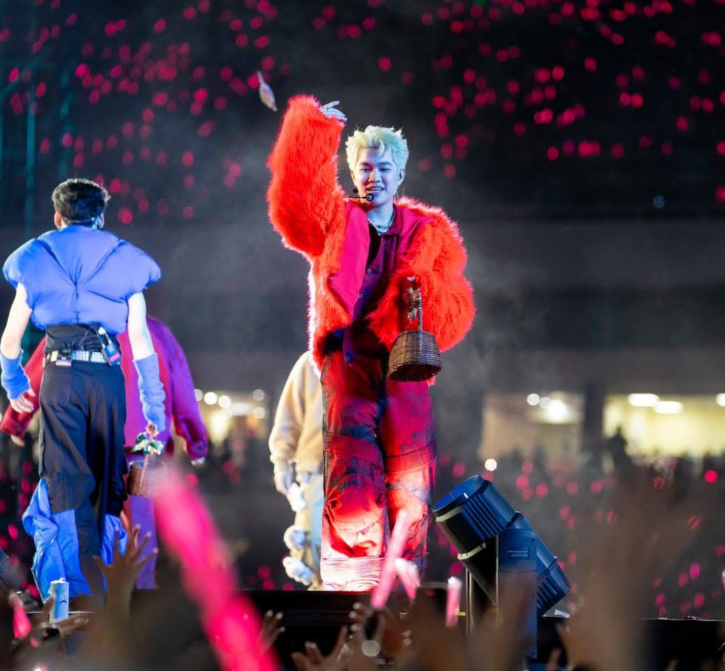 Đẹp trai chưa đủ, c&aacute;c Anh Trai Say Hi c&ograve;n c&oacute; outfit xuất sắc!- Ảnh 24.