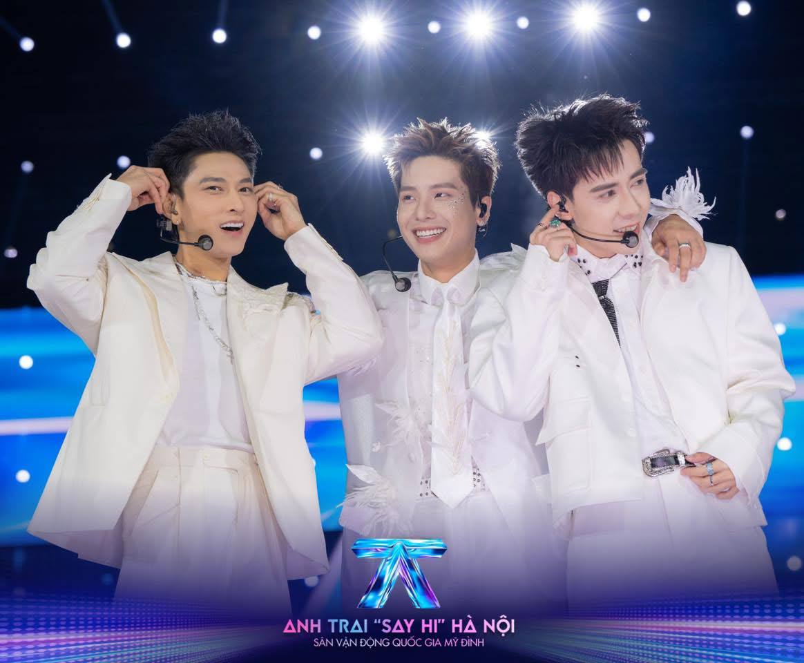 Đẹp trai chưa đủ, c&aacute;c Anh Trai Say Hi c&ograve;n c&oacute; outfit xuất sắc!- Ảnh 1.
