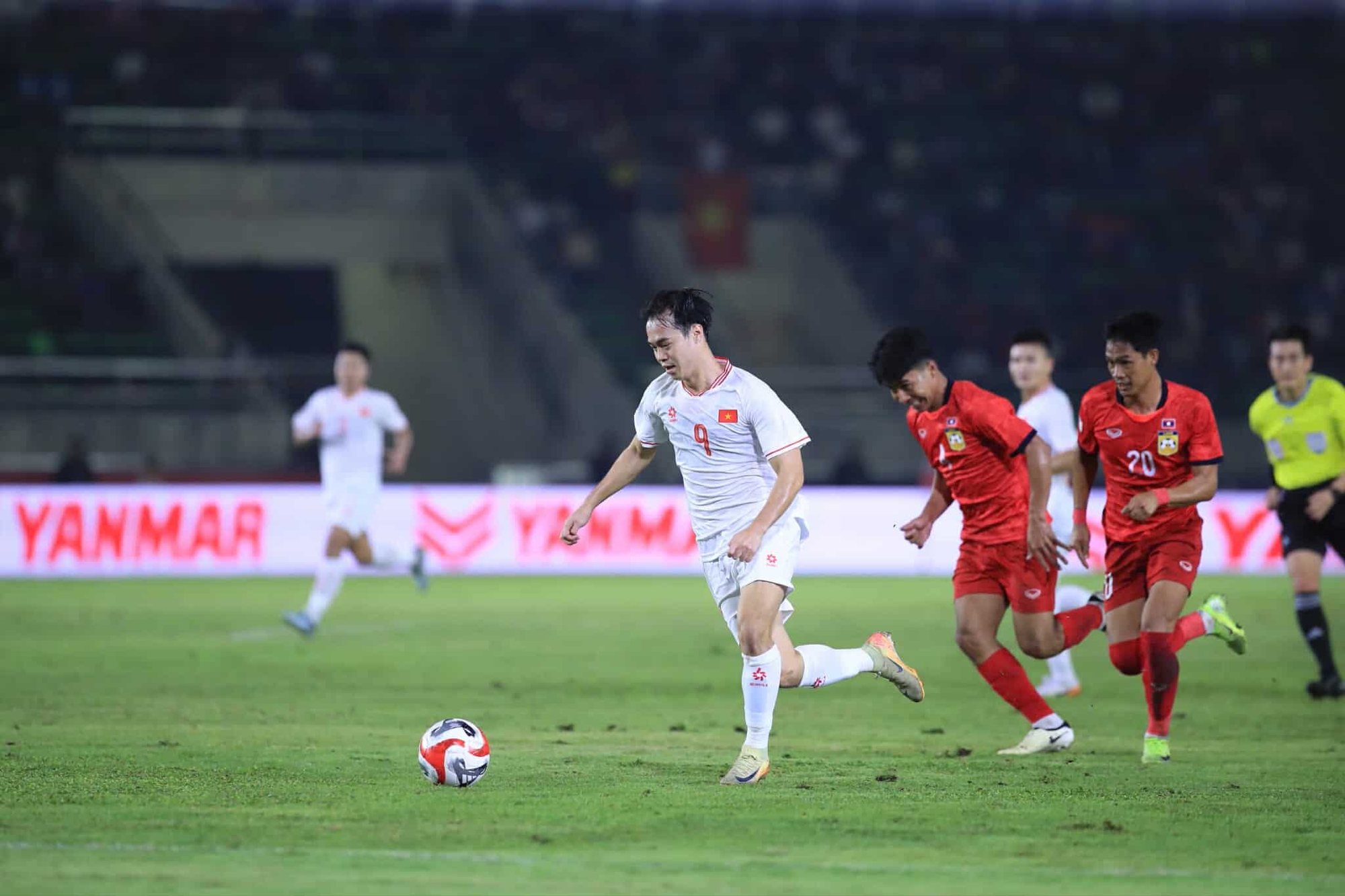 Thi đấu thăng hoa trong hiệp 2, đội tuyển Việt Nam thắng tưng bừng ng&agrave;y ra qu&acirc;n tại AFF Cup 2024- Ảnh 4.