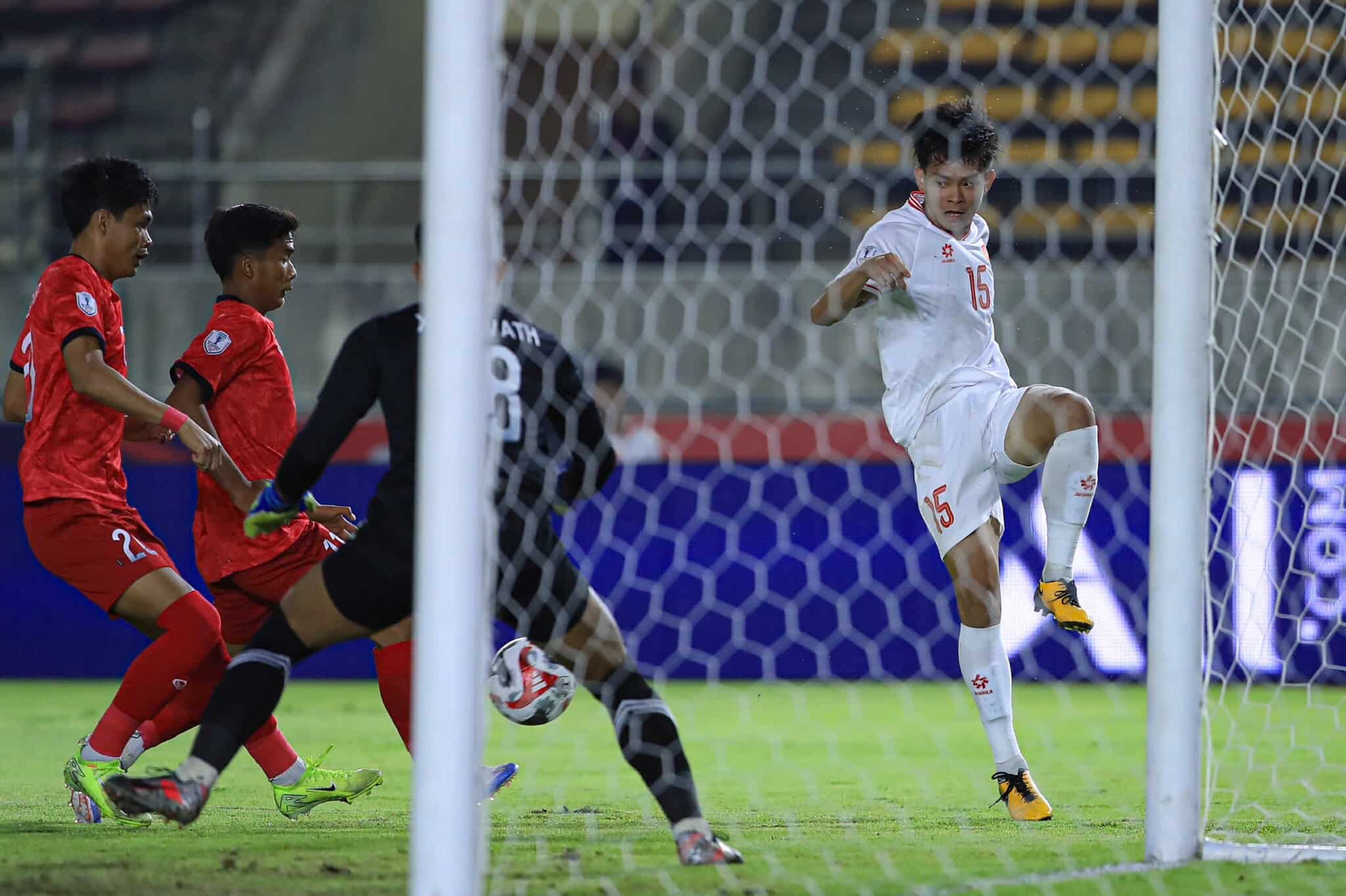 Thi đấu thăng hoa trong hiệp 2, đội tuyển Việt Nam thắng tưng bừng ng&agrave;y ra qu&acirc;n tại AFF Cup 2024- Ảnh 14.
