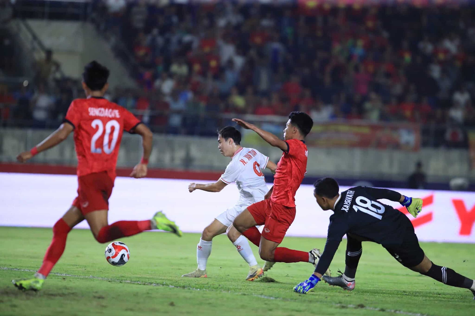 Thi đấu thăng hoa trong hiệp 2, đội tuyển Việt Nam thắng tưng bừng ng&agrave;y ra qu&acirc;n tại AFF Cup 2024- Ảnh 5.