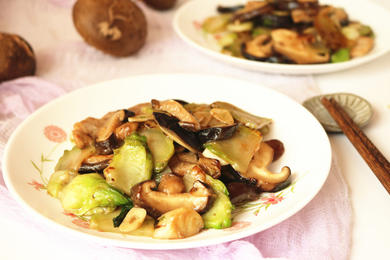 Loại rau này là "thuốc" trừ ho đờm, kháng khuẩn và tăng miễn dịch: Nấu 2 món ăn vào mùa đông rất ngon và bổ dưỡng- Ảnh 11.