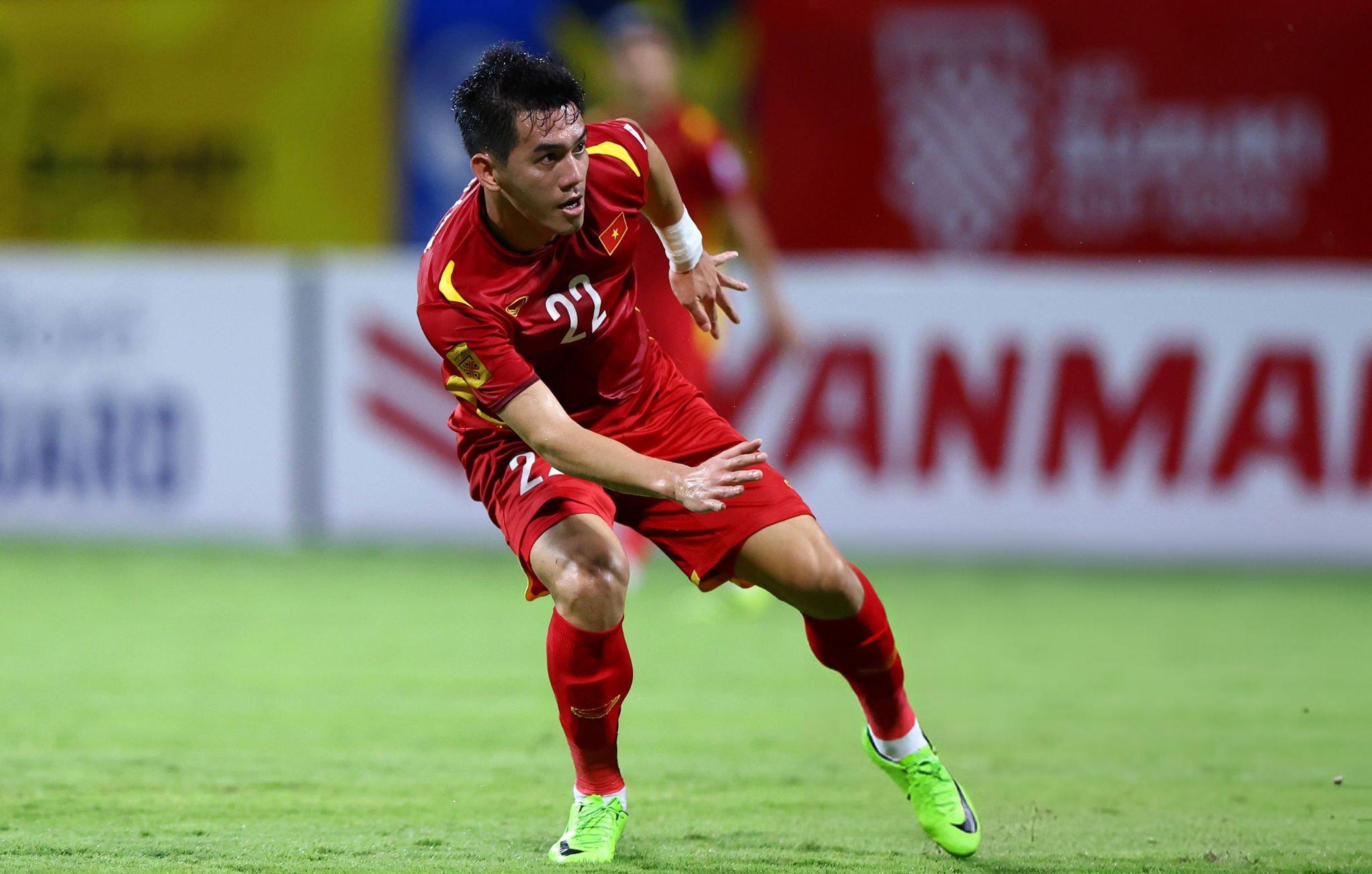 Thi đấu thăng hoa trong hiệp 2, đội tuyển Việt Nam thắng tưng bừng ng&agrave;y ra qu&acirc;n tại AFF Cup 2024- Ảnh 25.