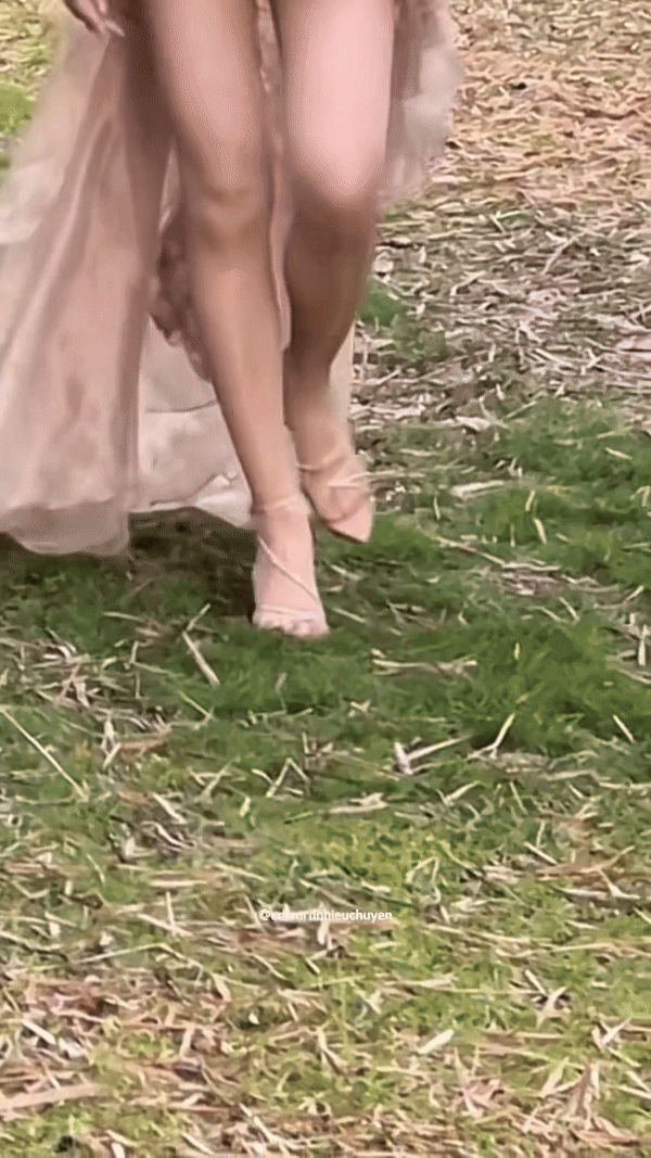 Mỹ nữ 1m85 catwalk qu&aacute; mượt tr&ecirc;n đ&ocirc;i cao g&oacute;t tuột d&acirc;y, đẳng cấp Hoa hậu Quốc tế c&oacute; kh&aacute;c!- Ảnh 2.