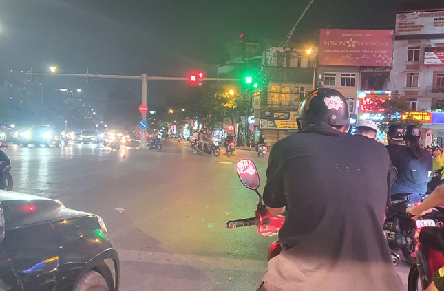 Khung giờ l&aacute;i xe phải đặc biệt lưu &yacute; để kh&ocirc;ng bị phạt- Ảnh 2.