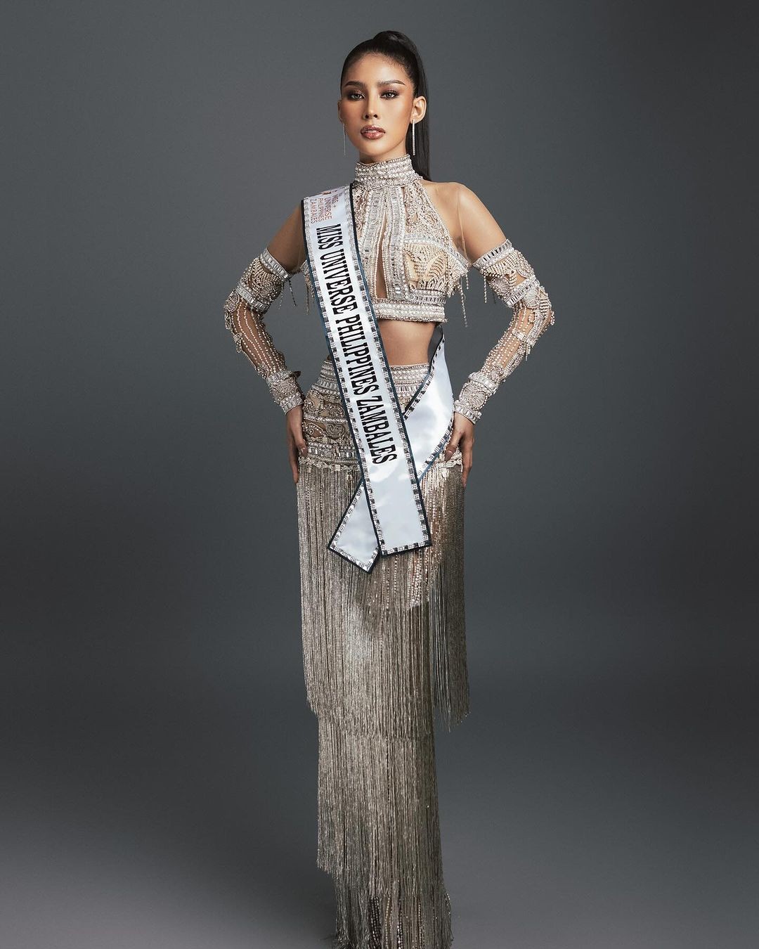 View - Người đẹp có vòng eo 51 cm tại Hoa hậu Hoàn vũ Philippines