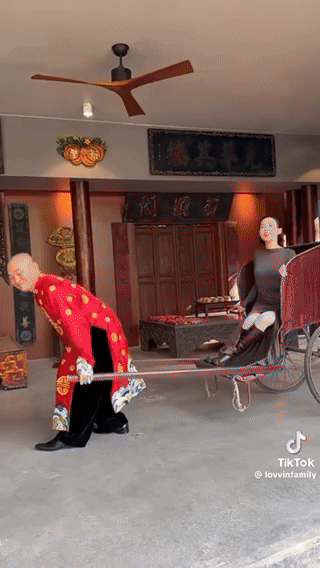 Con gái khoe toàn cảnh biệt phủ rộng 5.000m2 của Xuân Hinh: 3 toà tháp đồ sộ, được xây bằng 5 triệu viên ngói cổ - Ảnh 4.