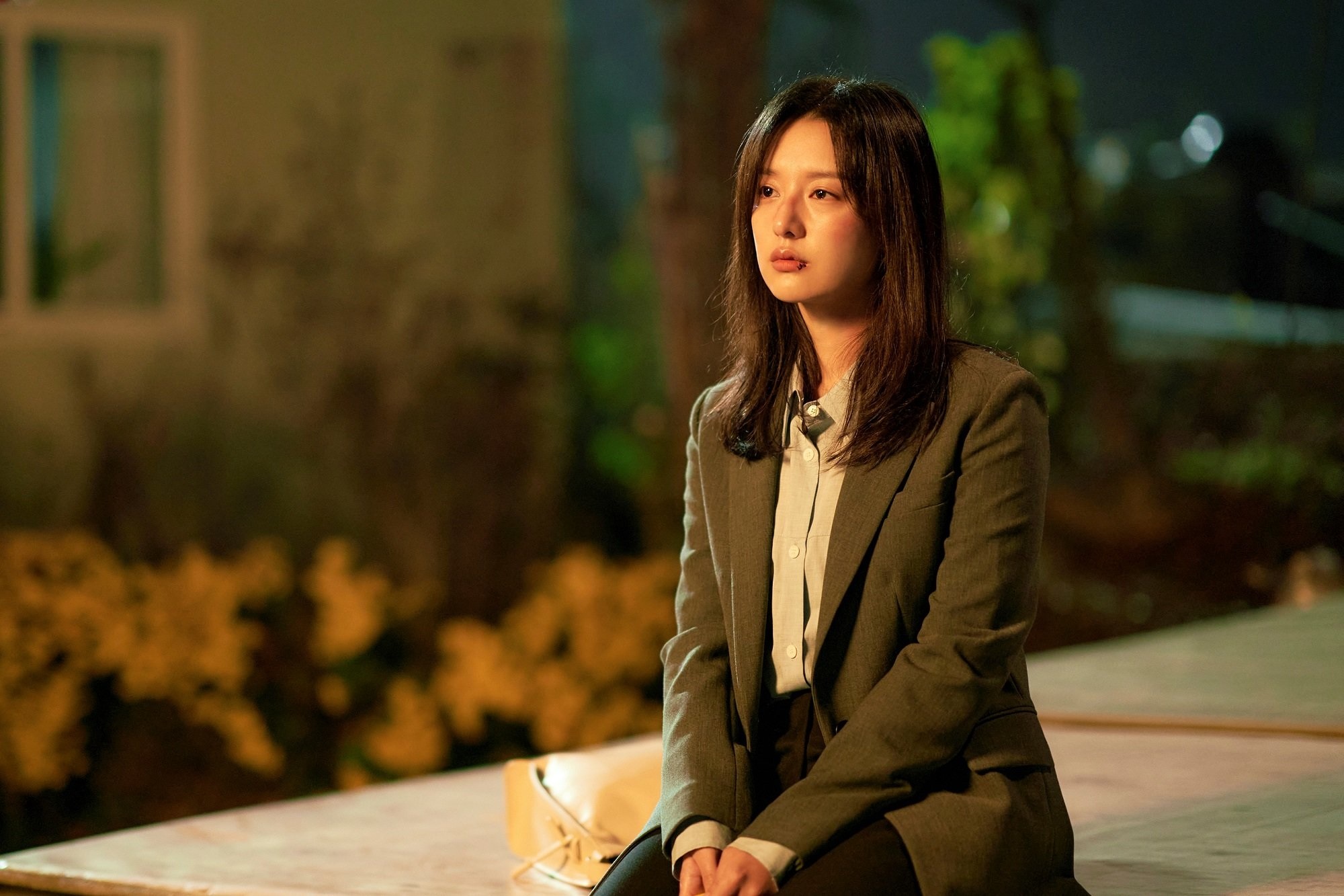 View - Mỹ nhân Hàn sinh Kim Ji Won ra để đóng vai tài phiệt: Ngày càng đẹp sau 11 năm nổi tiếng, xinh sang hoàn hảo ở phim mới