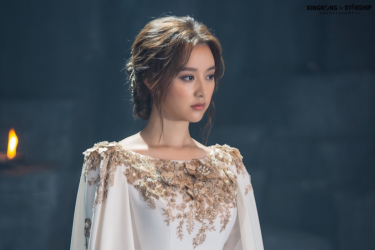 View - Mỹ nhân Hàn sinh Kim Ji Won ra để đóng vai tài phiệt: Ngày càng đẹp sau 11 năm nổi tiếng, xinh sang hoàn hảo ở phim mới