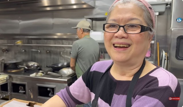 Bà chủ nhà hàng Việt được tạp chí bình chọn “top đầu nước Mỹ” chia sẻ bí kíp làm giàu nơi xứ người - Ảnh 4.