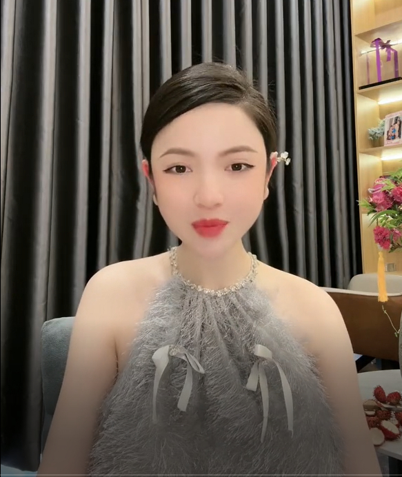 Quang Hải sau khi lấy vợ: Phơi quần &aacute;o, dọn nh&agrave; đến tận khuya, d&acirc;n mạng cảm th&aacute;n Chu Thanh Huyền đ&uacute;ng l&agrave; c&ocirc; d&acirc;u c&oacute; số hưởng - Ảnh 1.